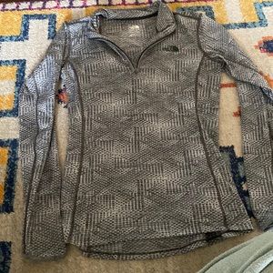 North Face Flash Dry pullover